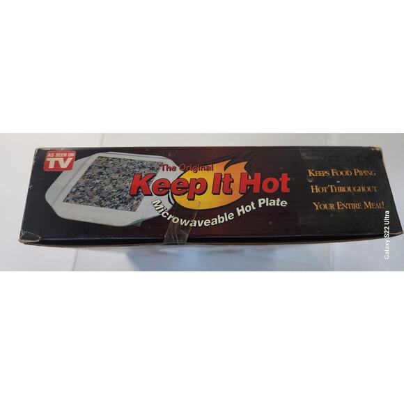 Keep It Hot Microwavable Hot Plate Food Warmer – Reusable Heat Retention Plate - Picture 5 of 6
